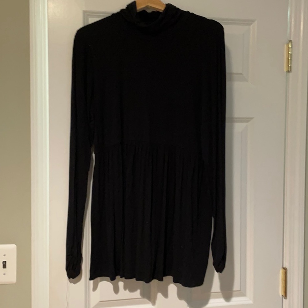 Cute maternity shirt!